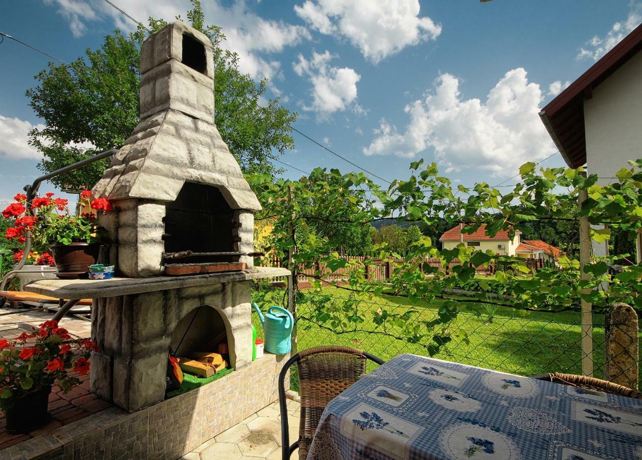 Guest House Buncic Rooms & Apartments Slunj Exterior foto
